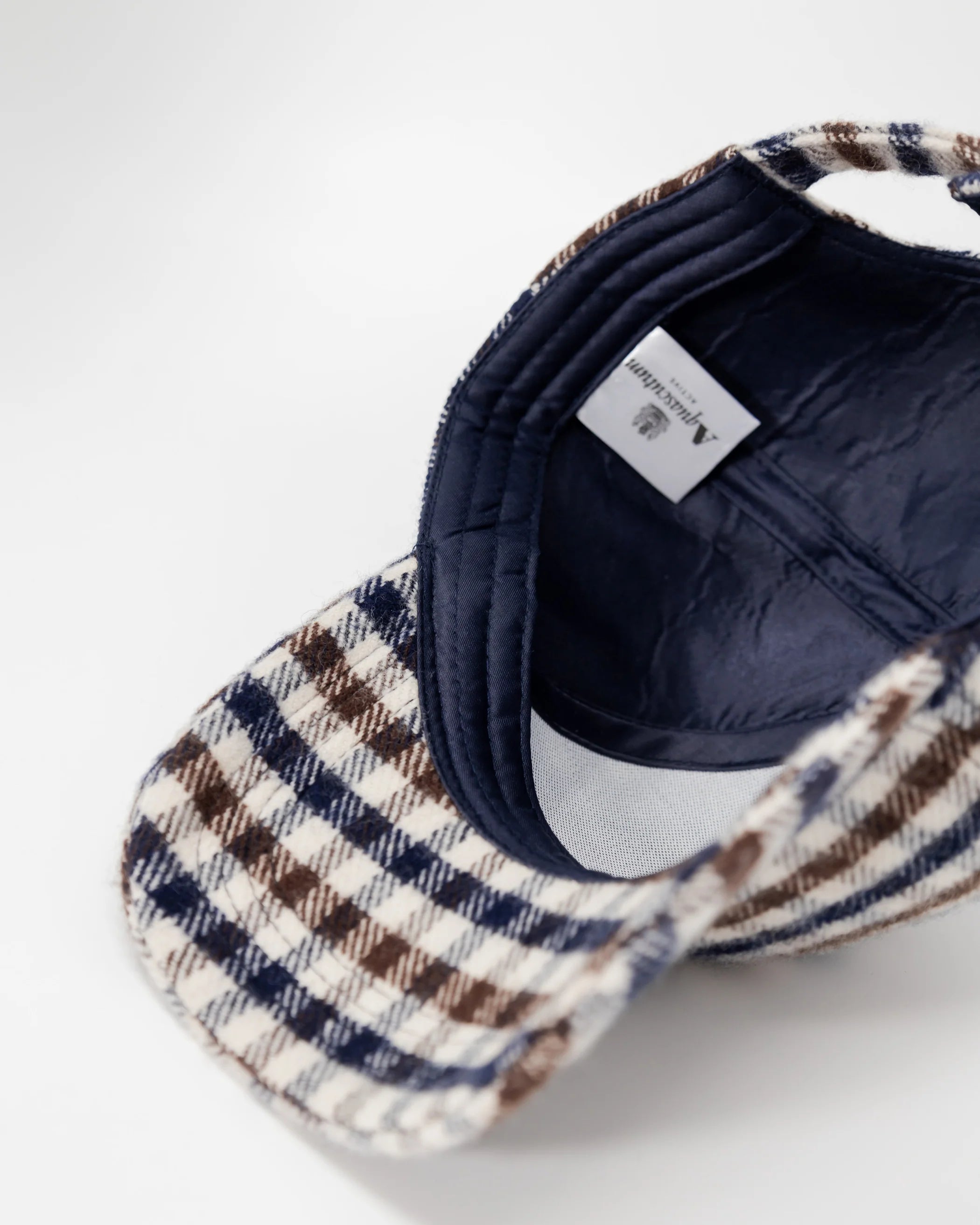 Club Check Water Repellent Wool Cap