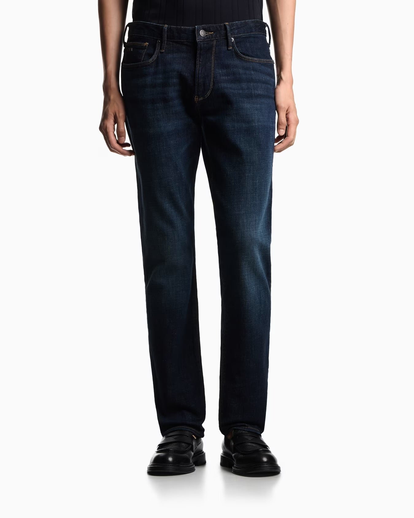J06 Slim Fit Jeans