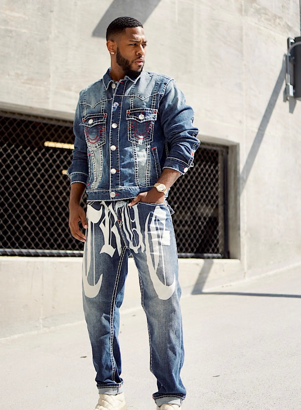 Bobby Super T Graphic Flap Jeans