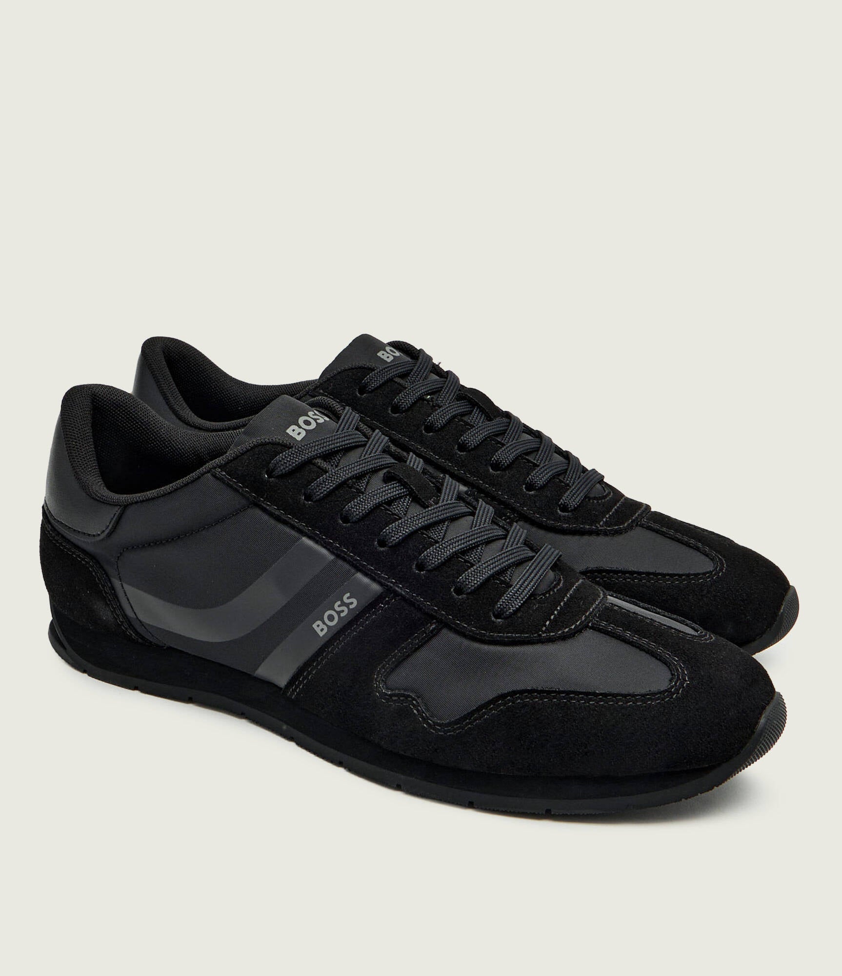 Levon Runner Trainers